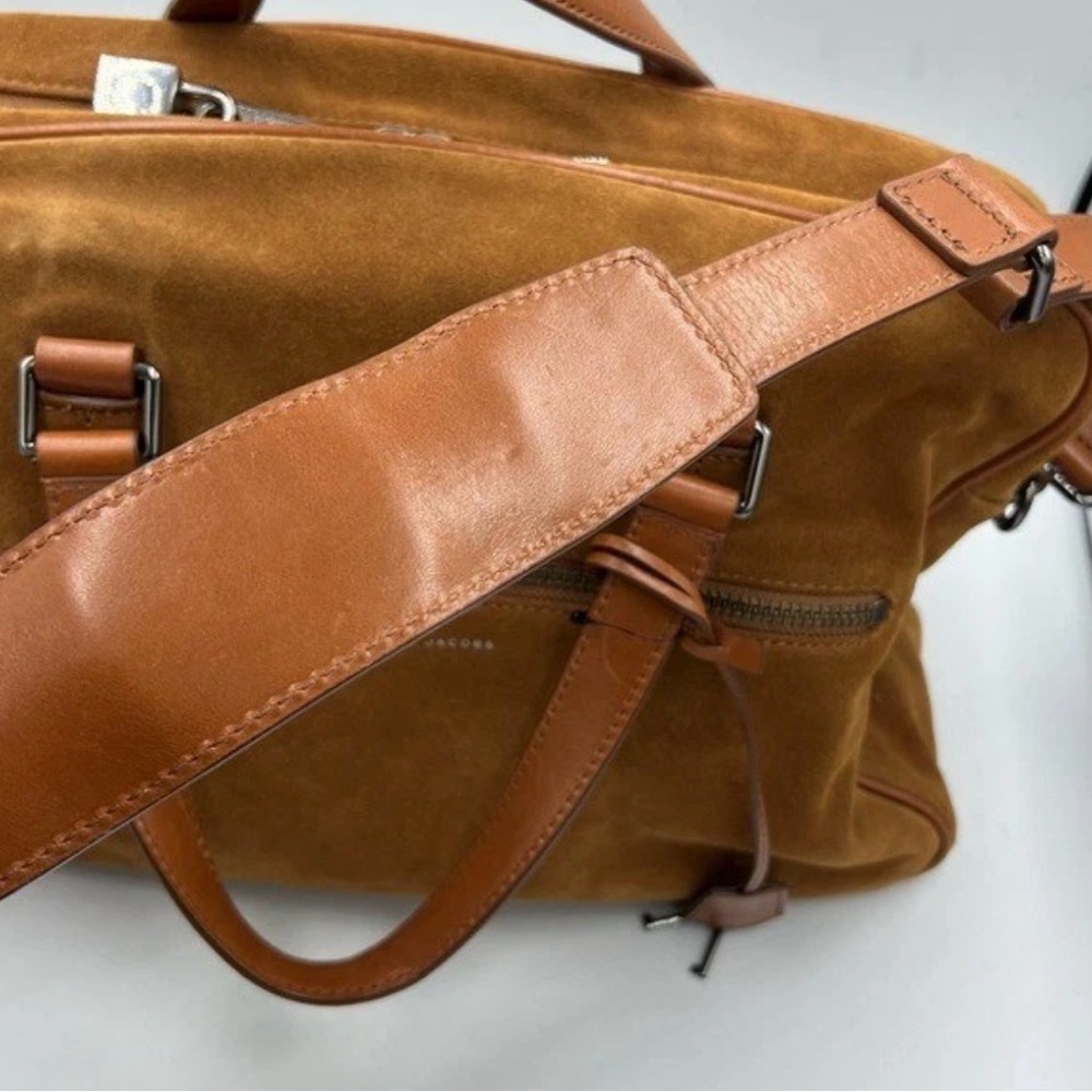 Marc by Marc Jacobs Camel Suede Weekender Bag - Rare Find NWOT - Picture 5 of 13